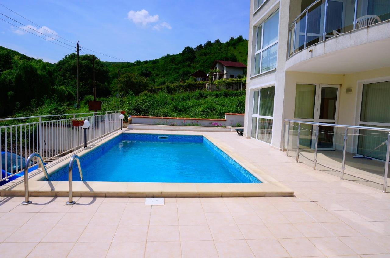 Апартамент Серена - Apartment Serena - Balchik Villa Zone Exterior photo